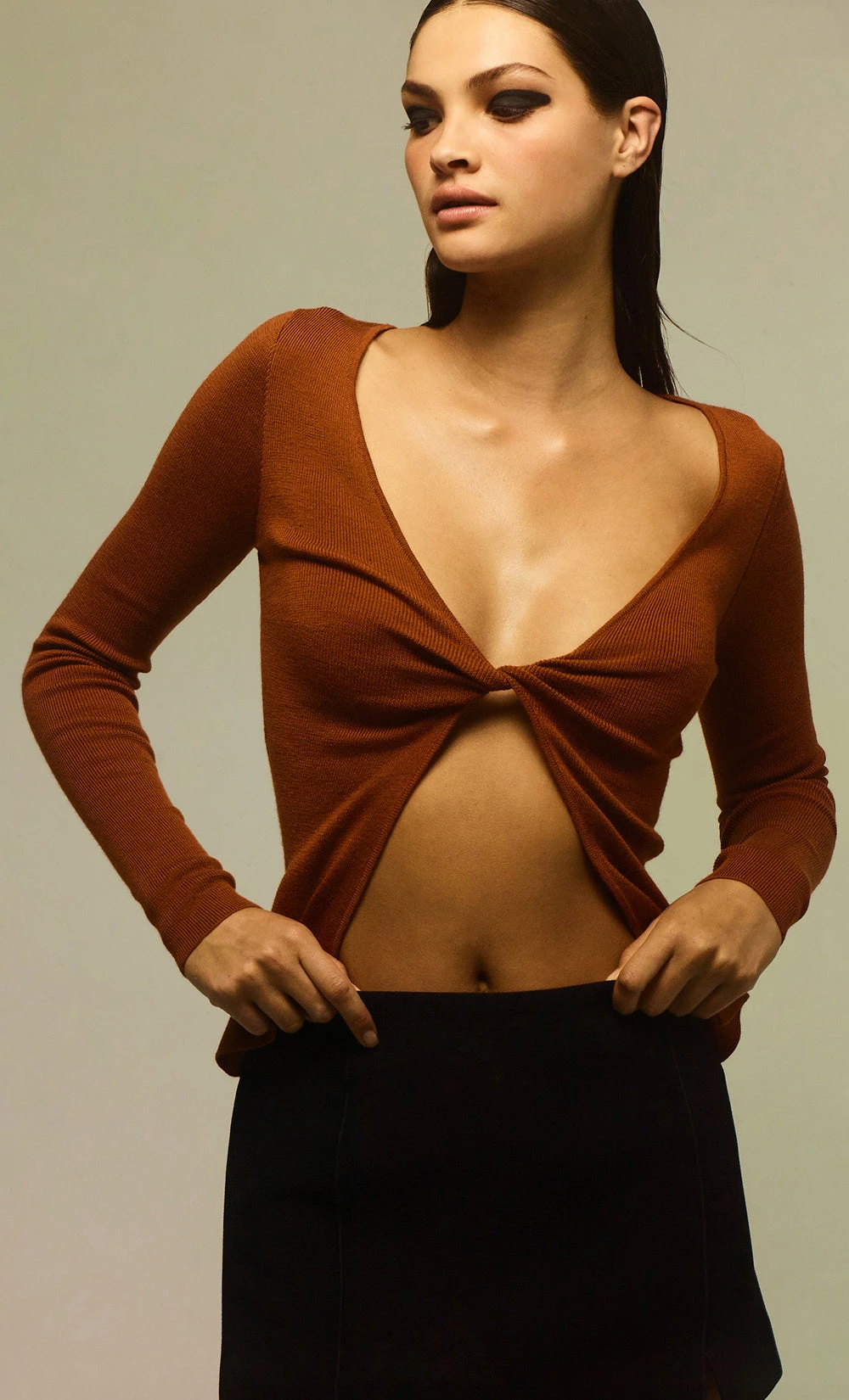 Bec&Bridge NEW ANA KNIT LONG SLEEVE TWIST TOP - RUST 2 Bec&Bridge NEW ANA KNIT LONG SLEEVE TWIST TOP - RUST