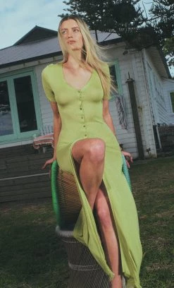 Bec&Bridge SUSANNAH SHORT SLEEVE MIDI DRESS - PISTACHIO Dresses