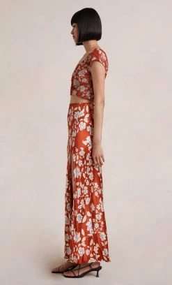 Bec&Bridge NEW BLOSSOM SHORT SLEEVE TOP - RUST PRINT